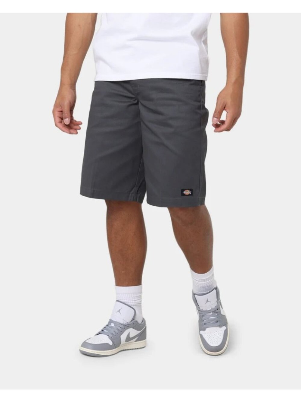 Dickies Work Shorts Loose Fit Mens Size 42 Gray Multi Pockets Lightweight